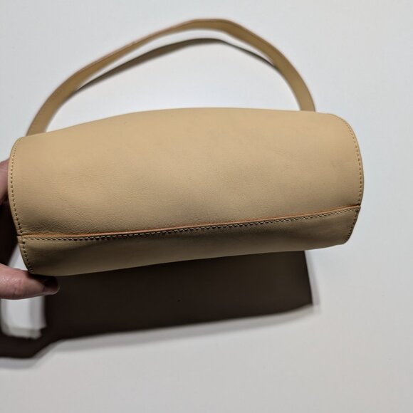 Minor History The Hug Shoulder Bag Leather Cream Beige Yellow Minimalist - Picture 7 of 8